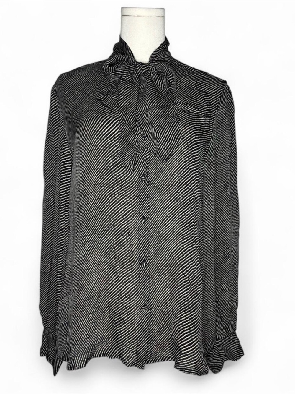 L’Agence Black Cream Abstract Stripe Neck Tie 100% Silk Button Down Blouse